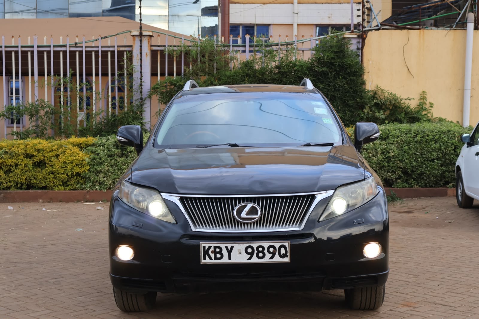 Toyota Lexus R450H